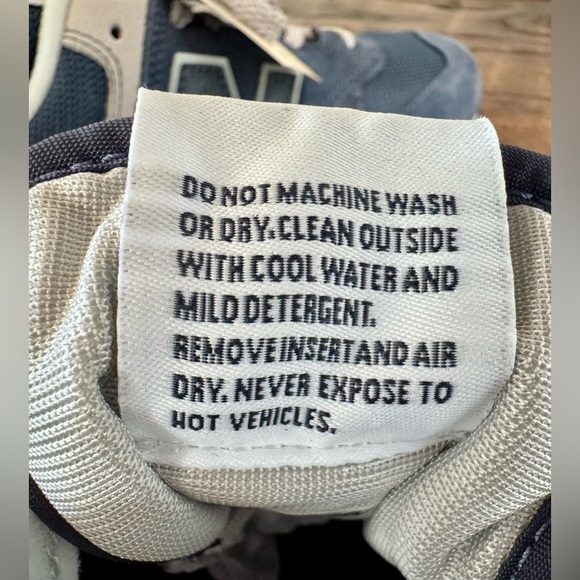 New Women's 574 Classic New Balance Navy & Gray Shoes Sneakers WL574EVN - US 11 - Picture 6 of 15